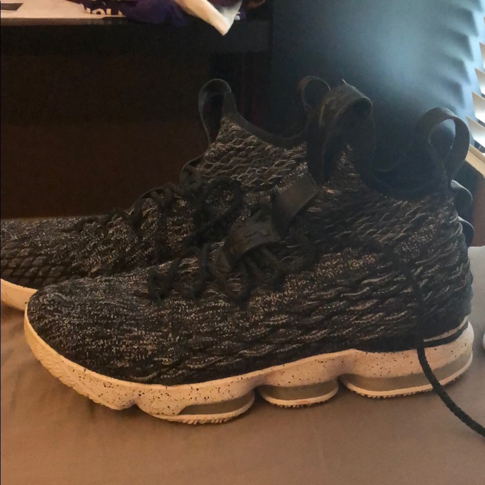 Lebron 15 “ashes” size 10.5